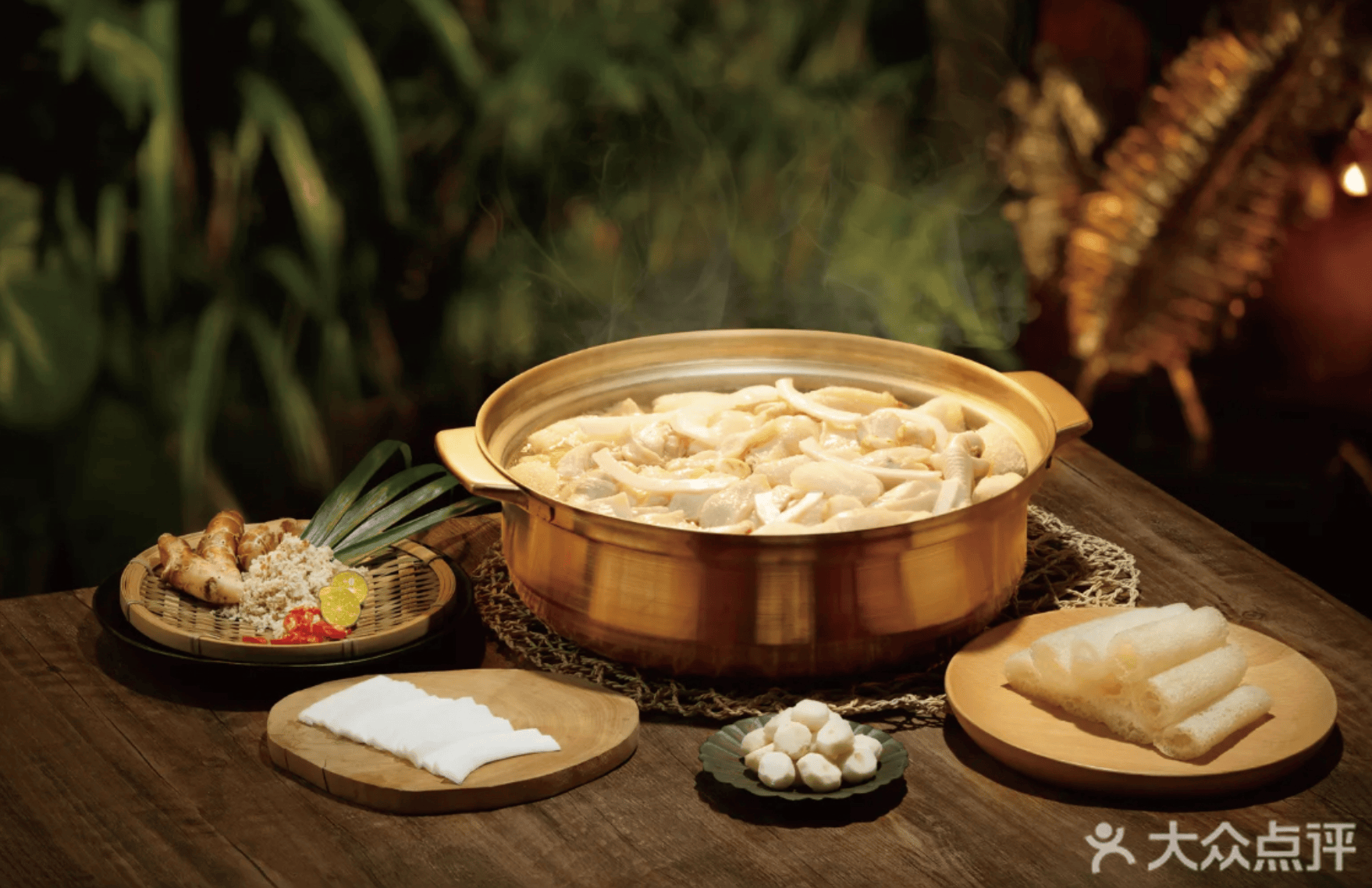 深圳椰子雞｜1. 小火璽椰子雞